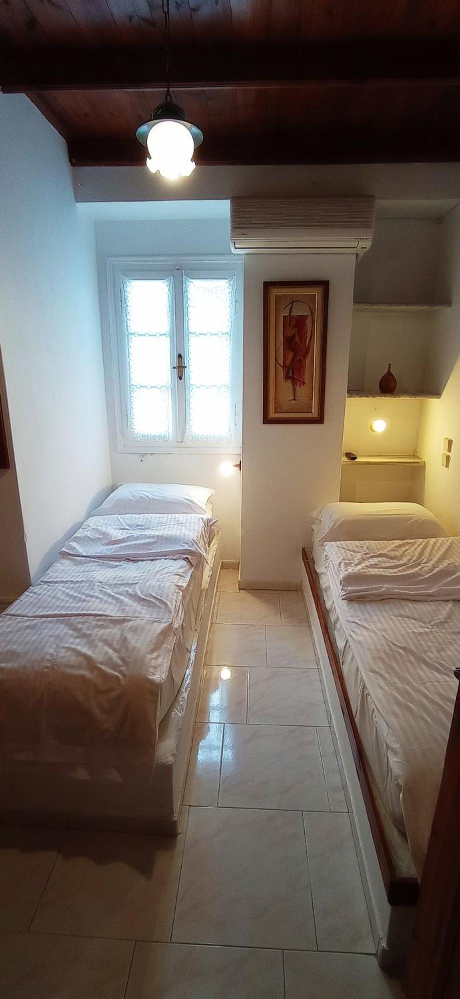Zoe Pension Hermione Kamer foto
